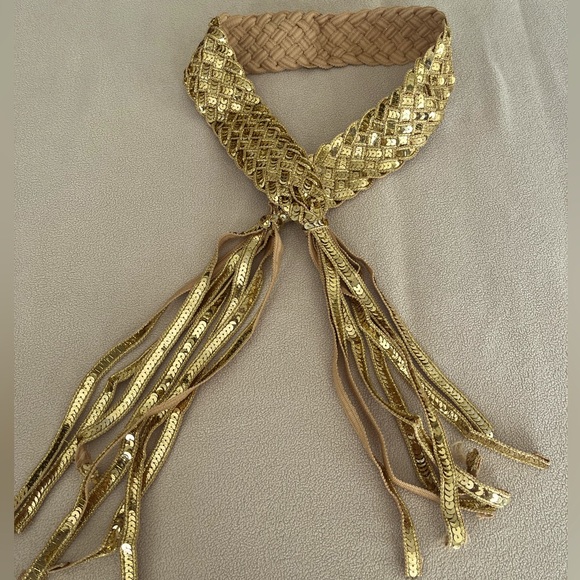 Golden belt - Picture 1 of 6